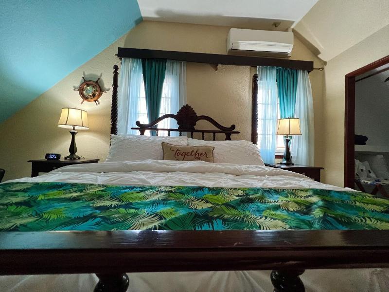 One South Place Hotel image
