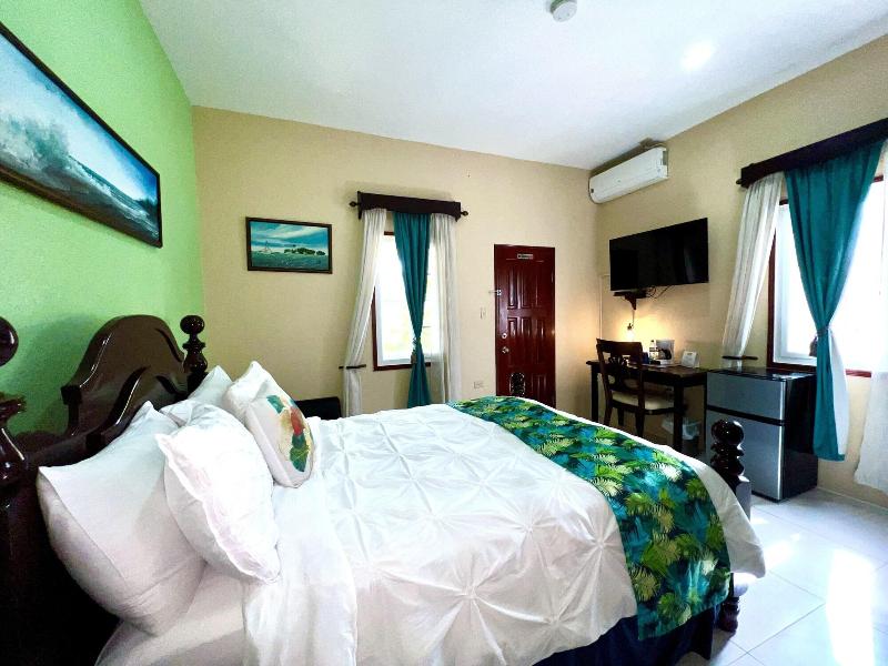 One South Place Hotel image