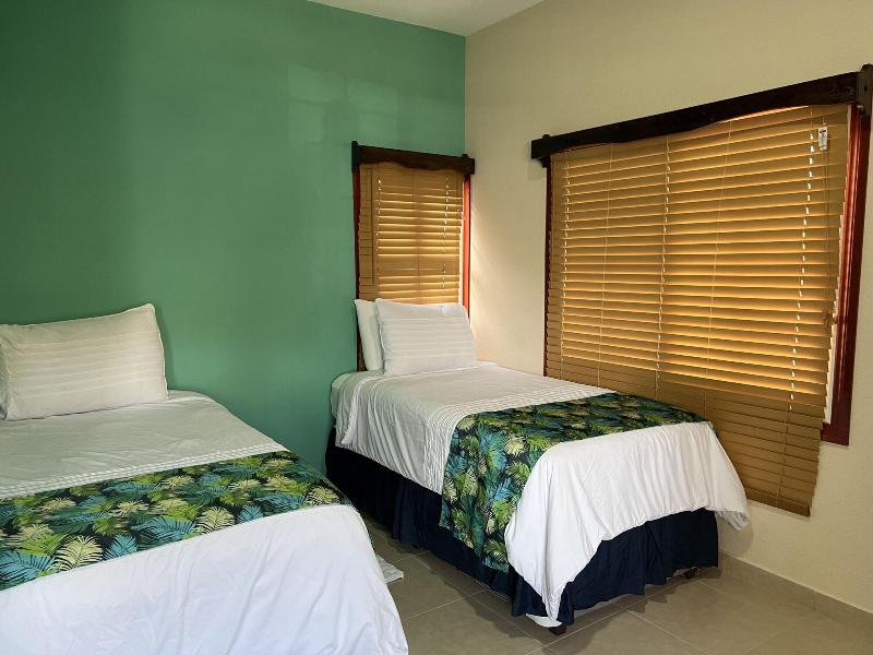 One South Place Hotel image