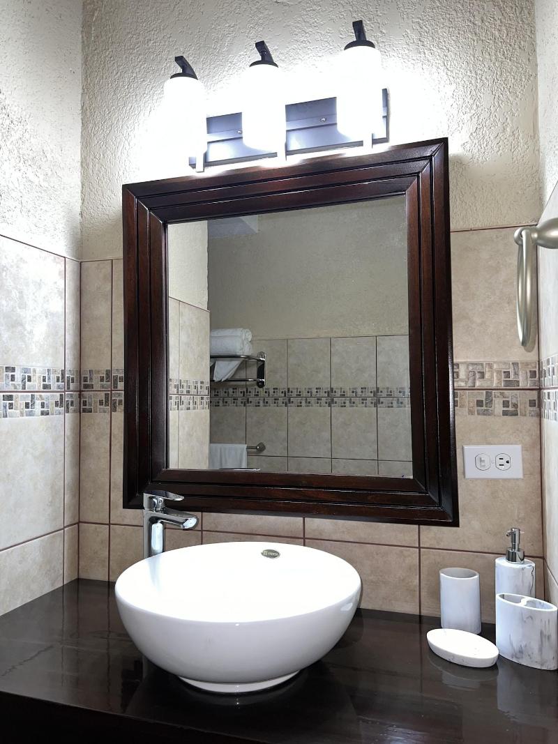 One South Place Hotel image