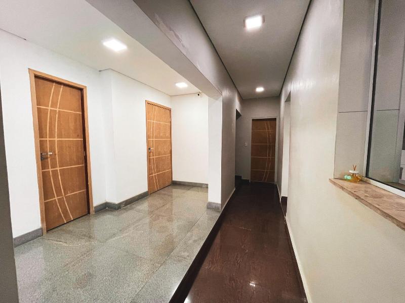 Age Hotel image