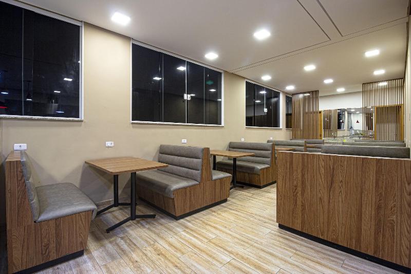 Age Hotel image
