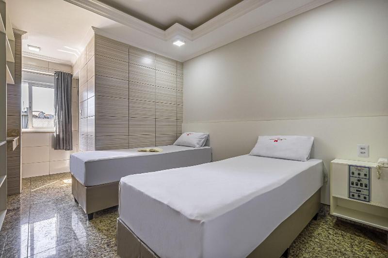 Age Hotel image