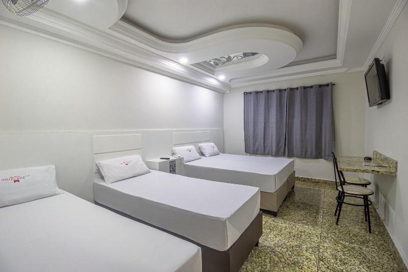 Age Hotel image
