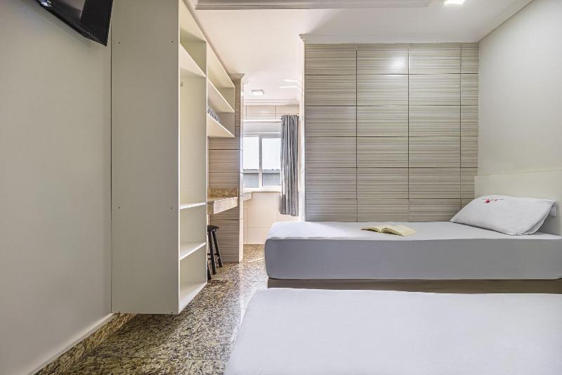 Age Hotel image