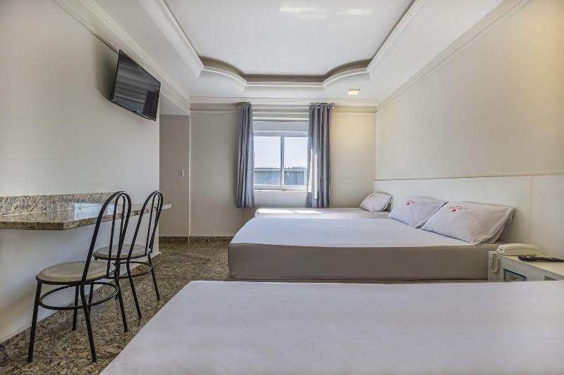 Age Hotel image