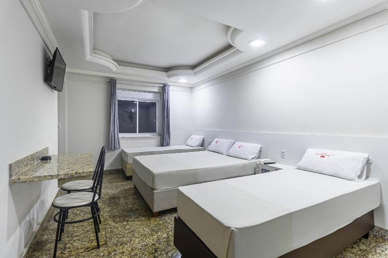 Age Hotel image