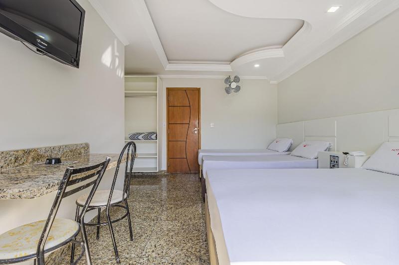 Age Hotel image