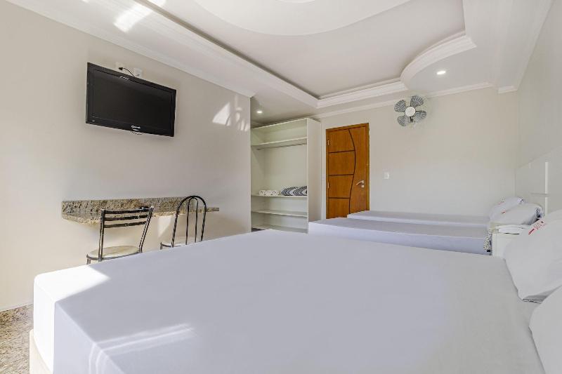 Age Hotel image