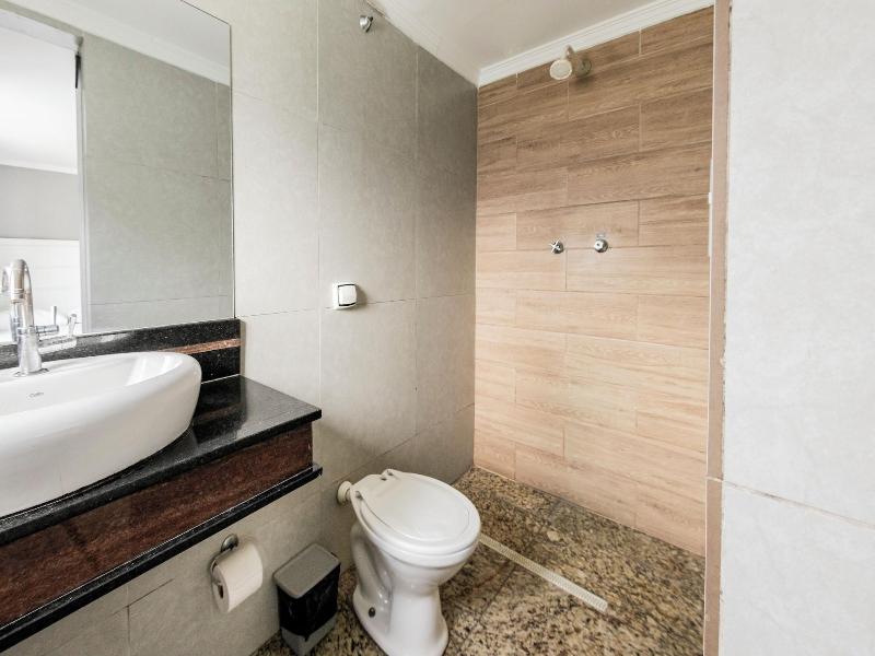 Age Hotel image