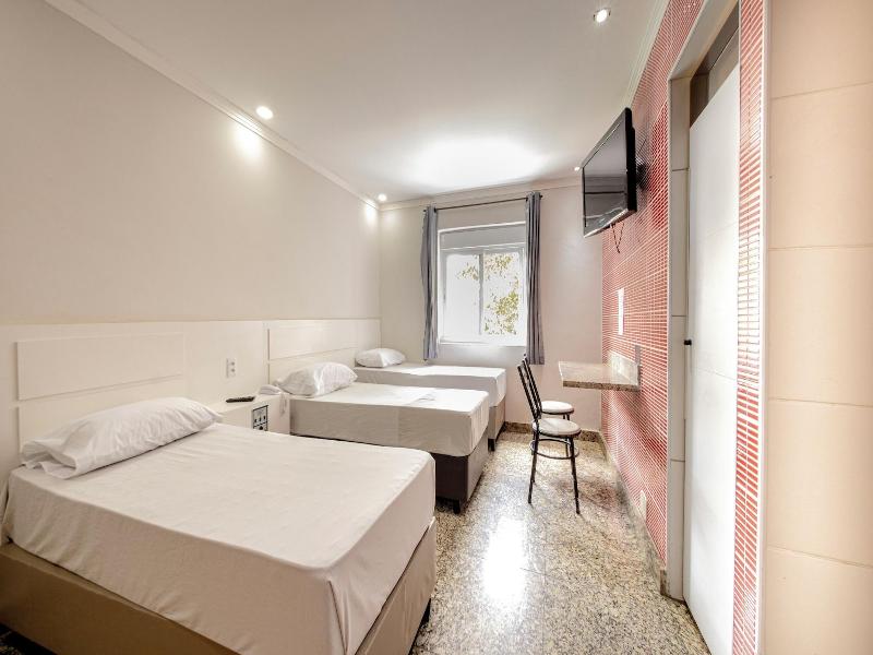 Age Hotel image