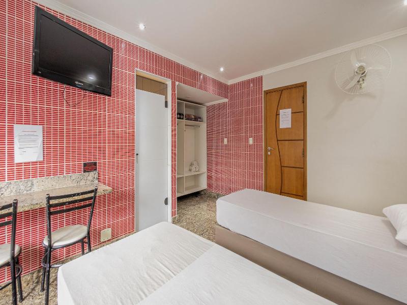 Age Hotel image