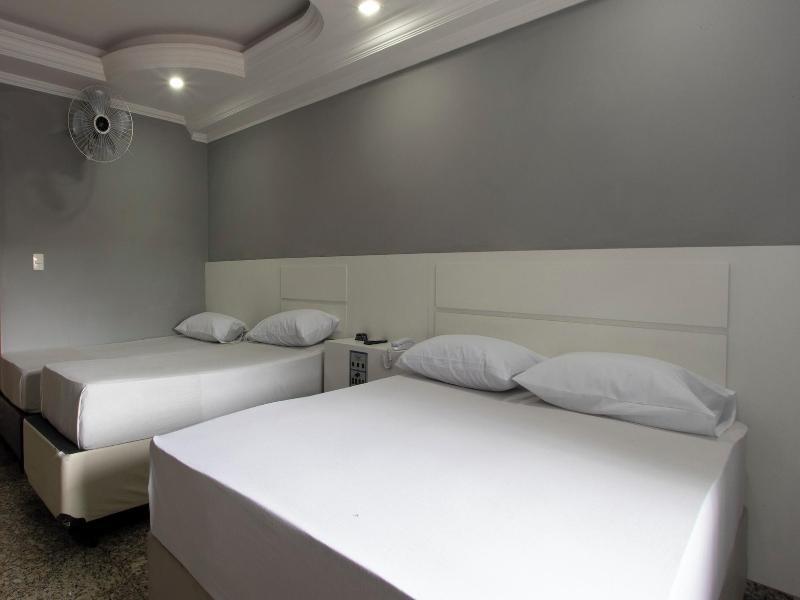 Age Hotel image