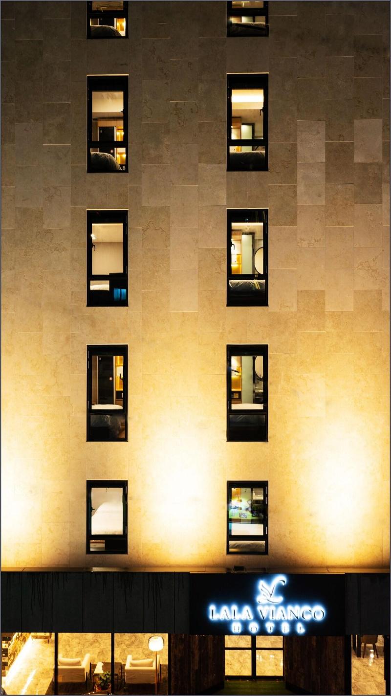 Lala Vianco Hotel image