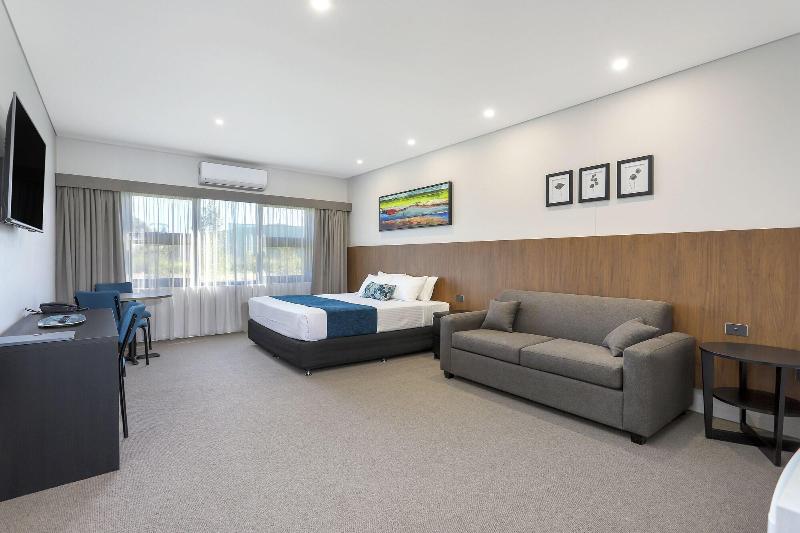 Gateway Motel image