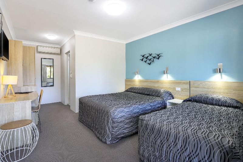 Gateway Motel image