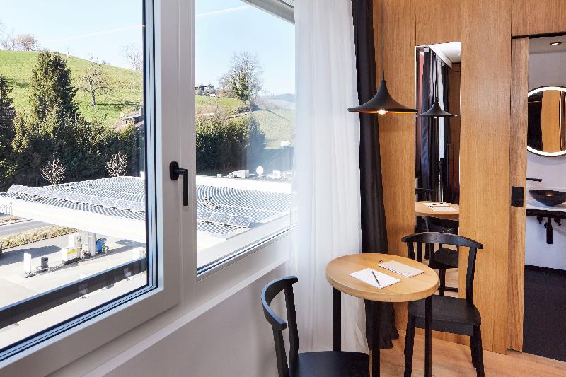 Tailormade Hotel Rigiblick Kuessnacht image