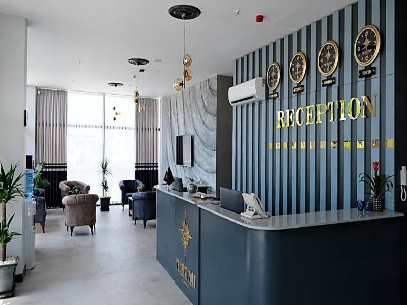 The Rest Port Hotel image