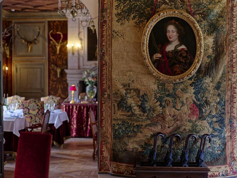 Cha Teau Louise De La Vallia Re image