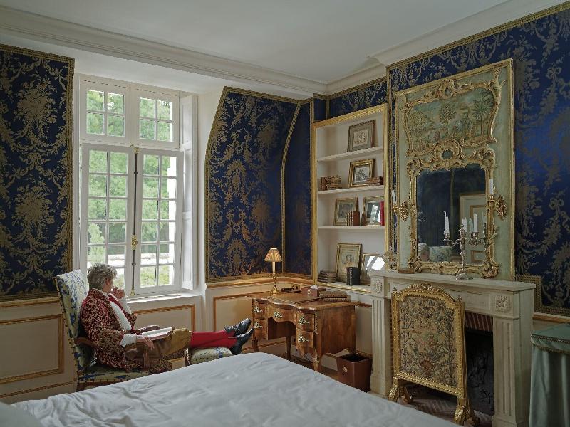Cha Teau Louise De La Vallia Re image