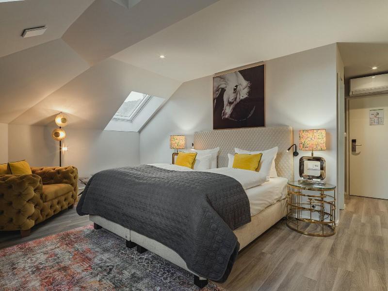 Bs Boutique Hotel image