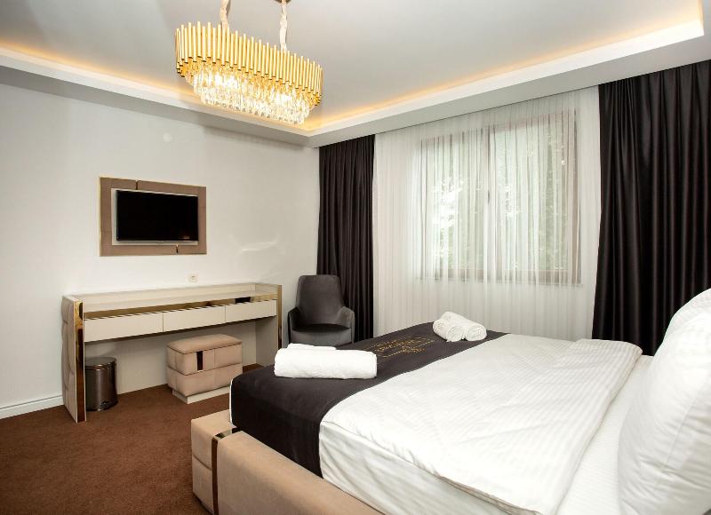Pelit Park Hotel image
