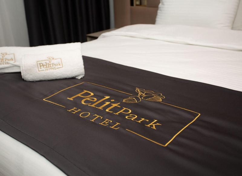 Pelit Park Hotel image