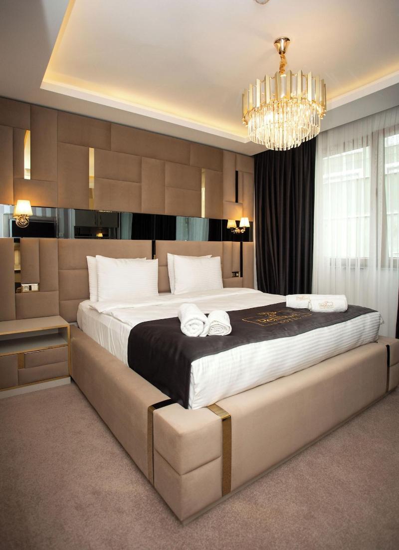 Pelit Park Hotel image