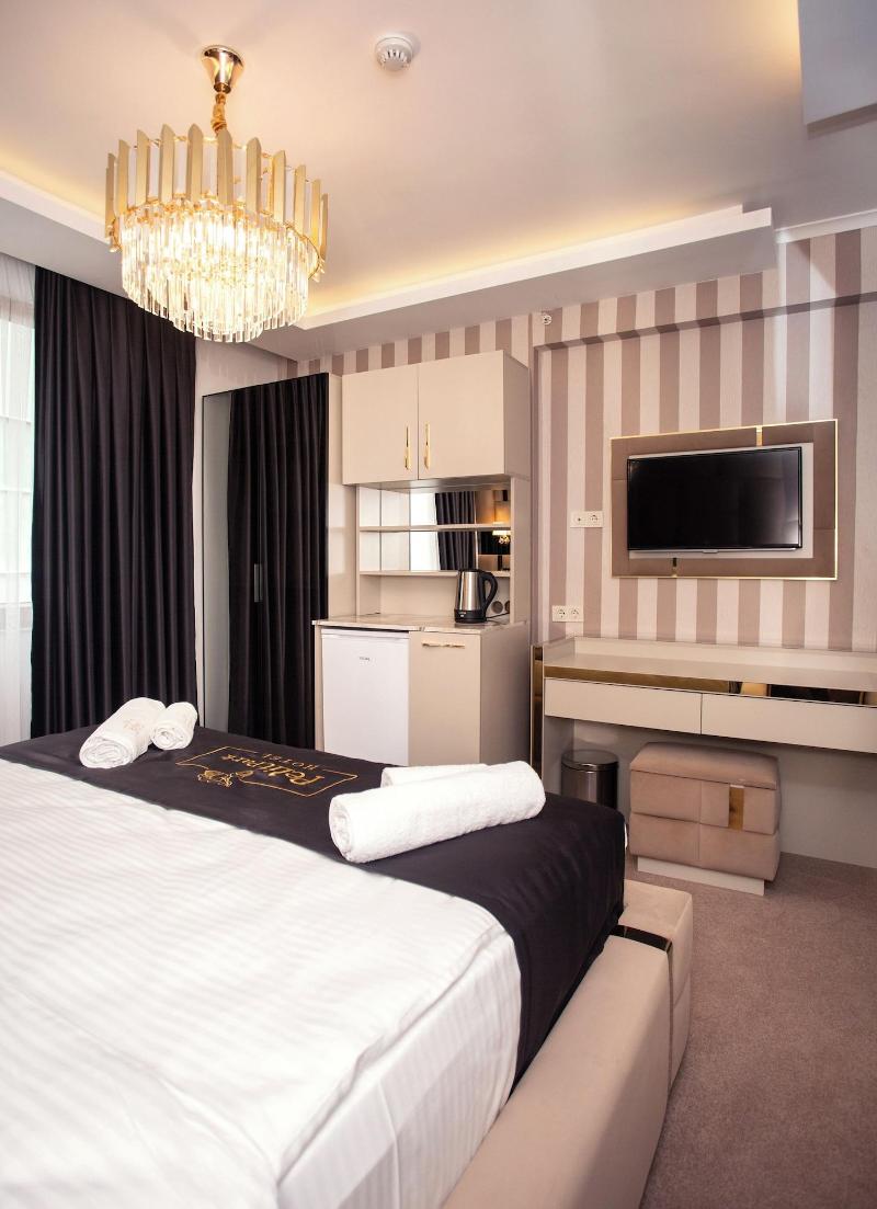 Pelit Park Hotel image