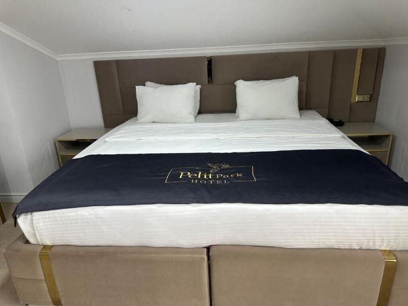 Pelit Park Hotel image
