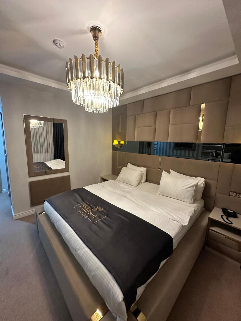 Pelit Park Hotel image