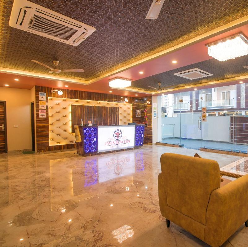 Hotel Twin Towers image