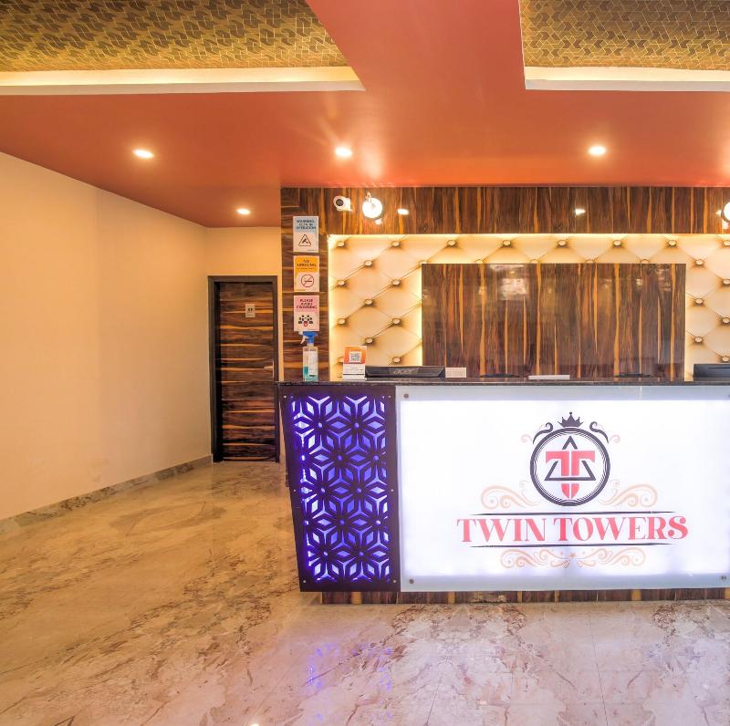 Hotel Twin Towers image