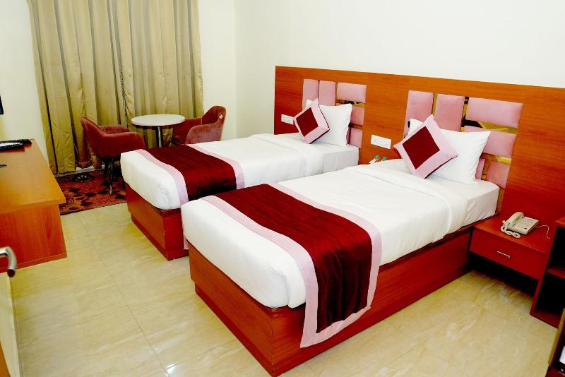 Hotel Twin Towers image