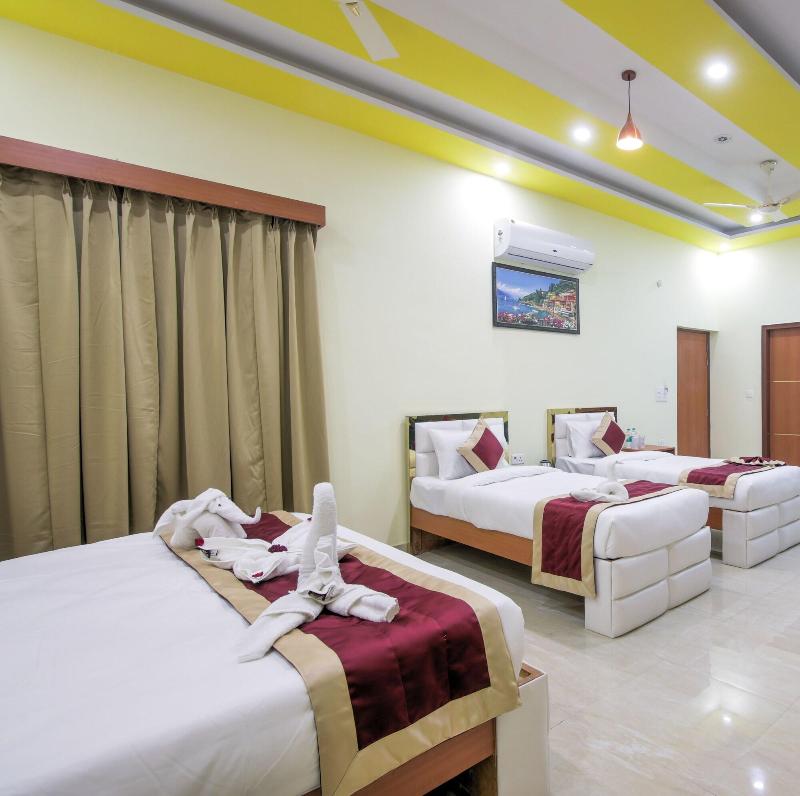 Hotel Twin Towers image