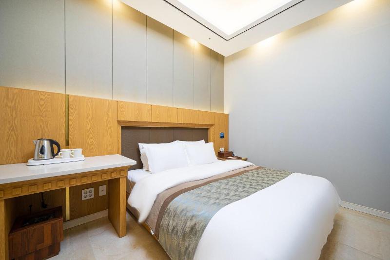 Hotel Core image