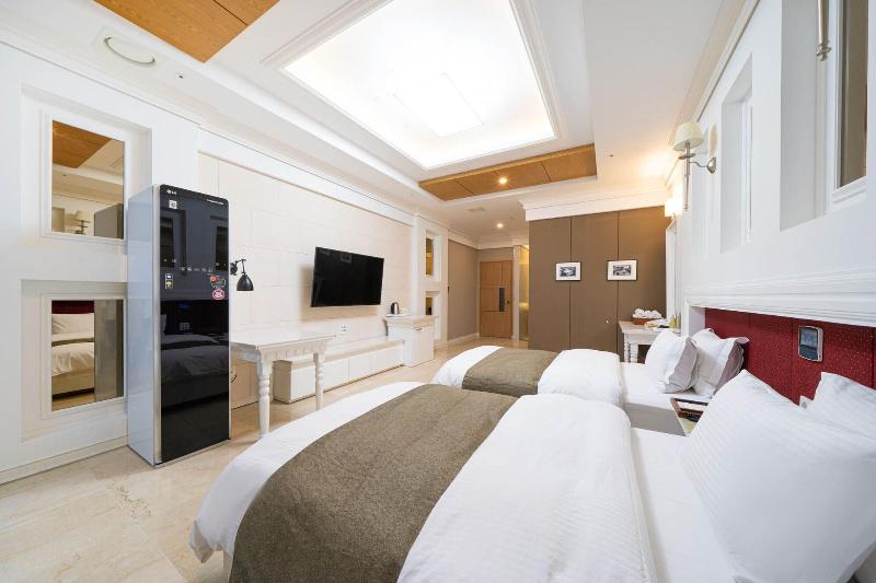 Hotel Core image