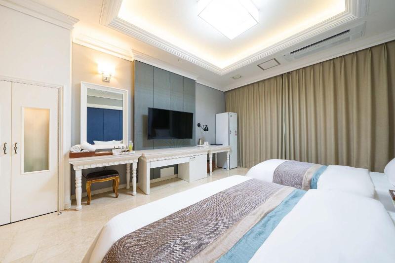 Hotel Core image