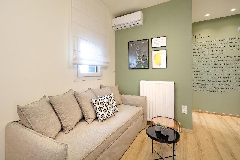 Eos Residence image