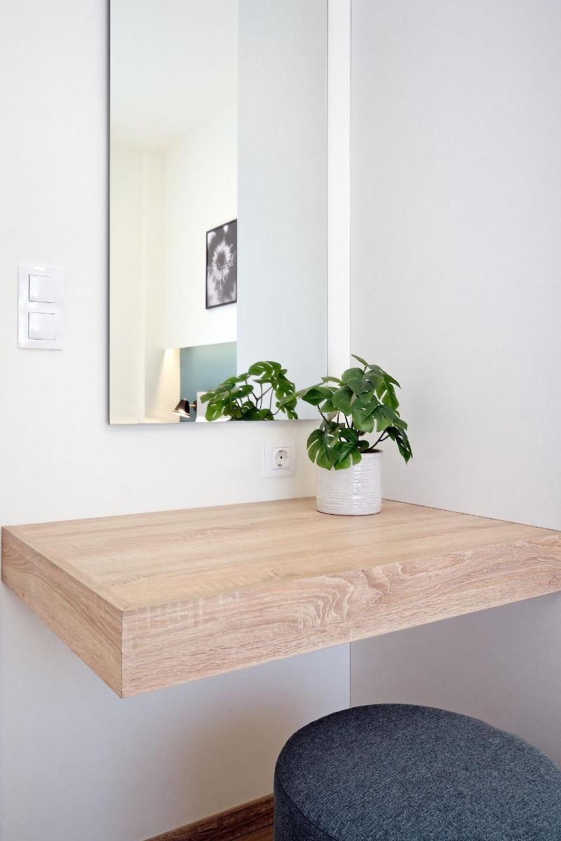 Eos Residence image