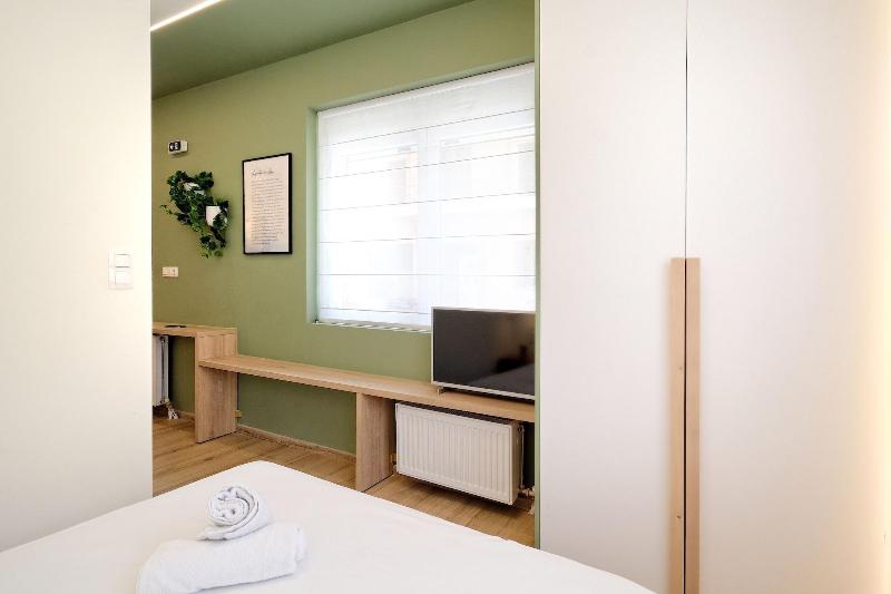Eos Residence image