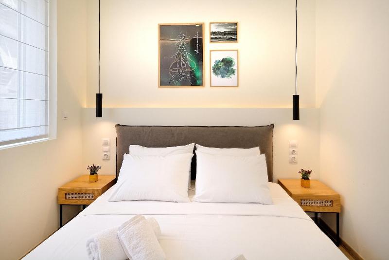 Eos Residence image