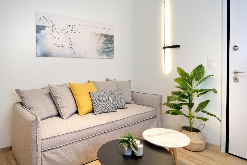 Eos Residence image