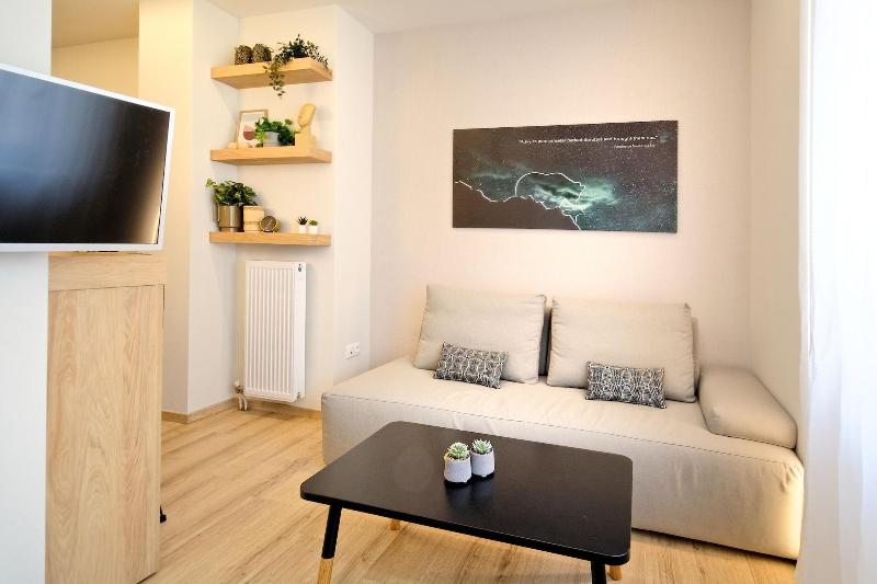 Eos Residence image