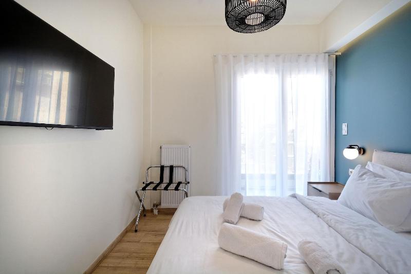 Eos Residence image