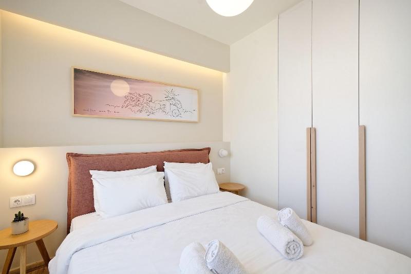 Eos Residence image