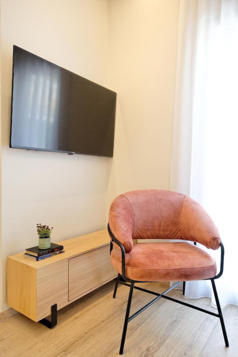 Eos Residence image