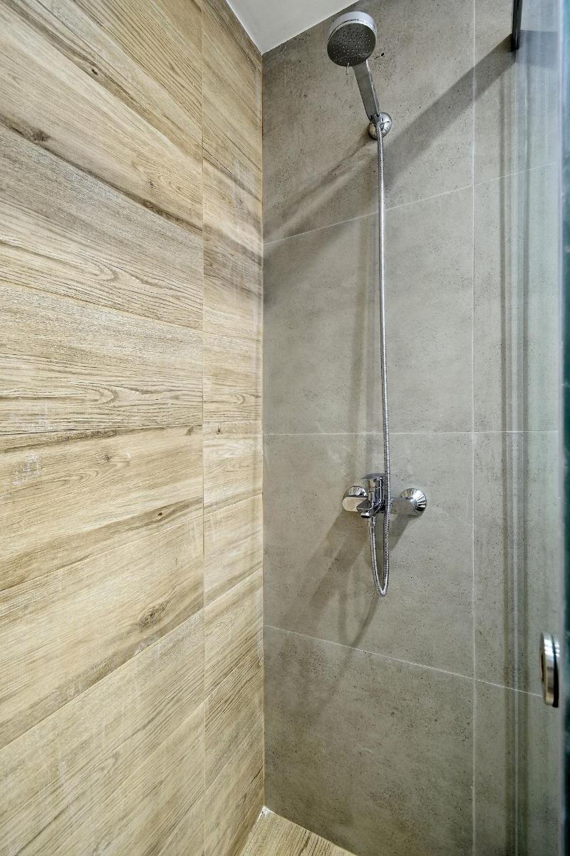 Eos Residence image