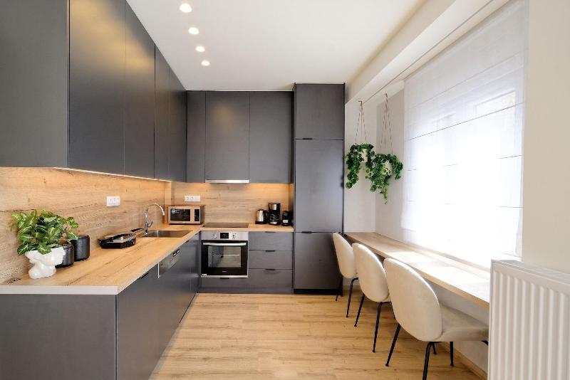 Eos Residence image