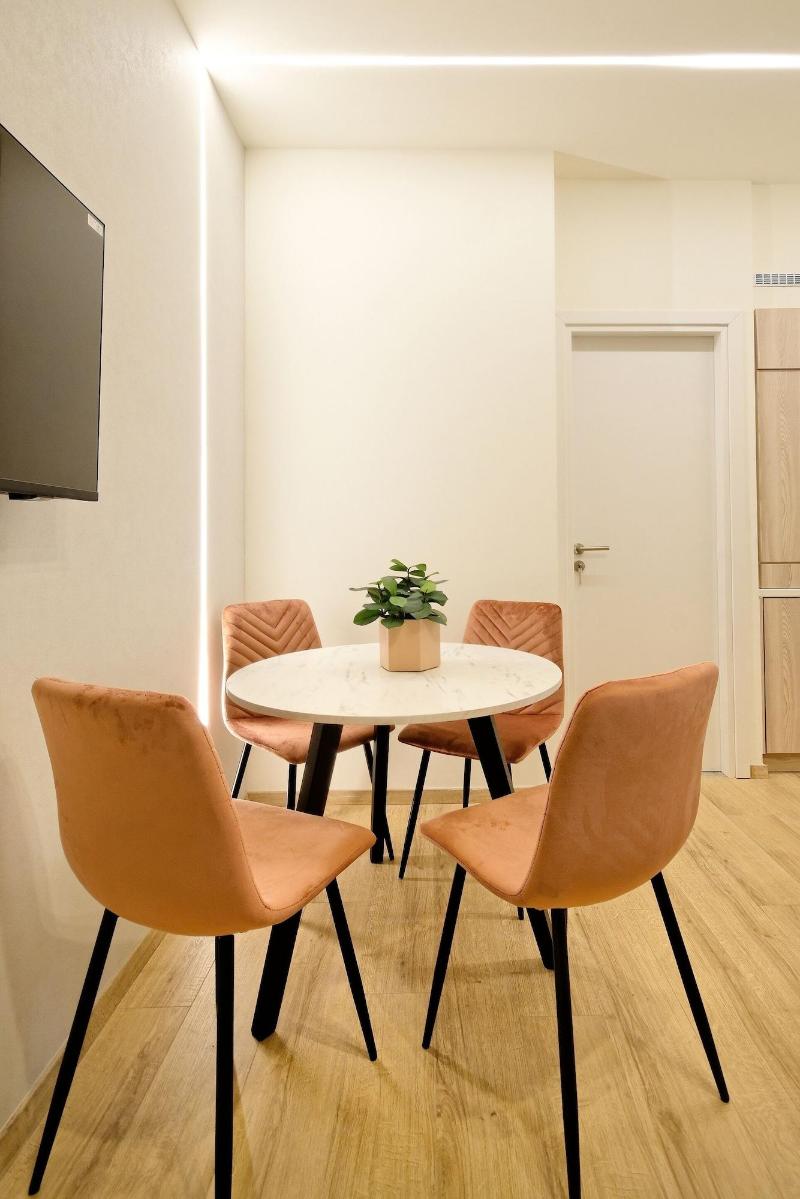 Eos Residence image